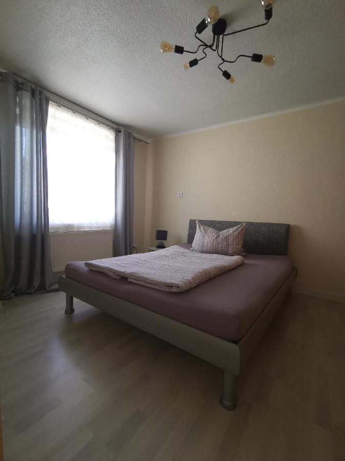 Apartment Dachgeschoss Feriewohnung Fuer Zwei Cologne